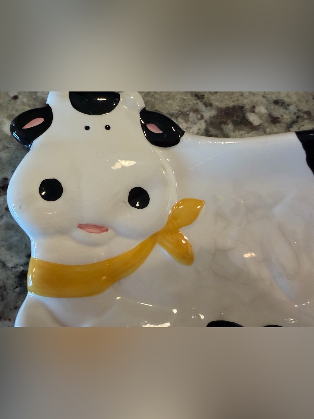 Cooks Club Cow Shaped Ceramic Spoon Rest or Trinket Tray with Yellow Scarf - Picture 4 of 6